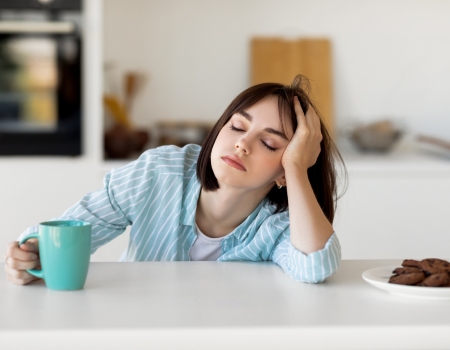 Jak poznat, že máte narušený střevní mikrobiom (7 varovných signálů)