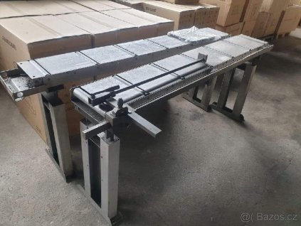 Podávací stoly ke kotoučovým pilám