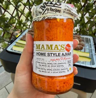 Ke grilu, do burgeru, k masu nebo jen tak s čerstvým pečivem… 🔥🌶️ Pálivý ajvar si najde místo na stole pokaždé, když chceš...