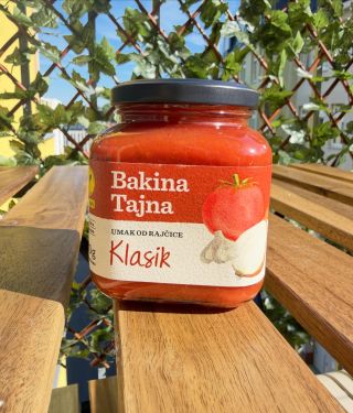 🍅 Dvě omáčky. Jeden problém. Nevíš, kterou si vybrat. 😍 Když nestíháš, ale nechceš dělat kompromisy v chuti, sáhni po...