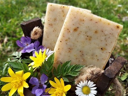 vyr 94prirodni mydlo konopi rakytnik