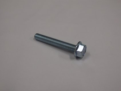 pb027057