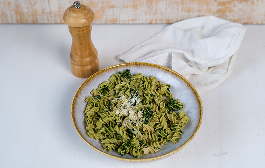 Fusilli s pestom z medvedieho cesnaku