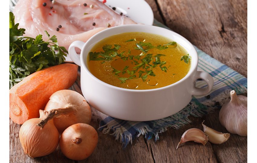 Kuřecí vývar se zeleninou