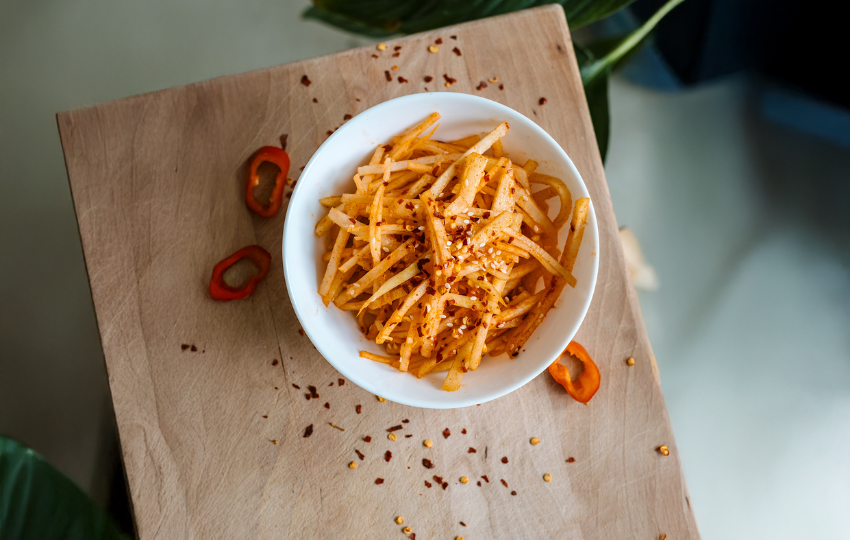 Pikantný šalát z bielej reďkovky