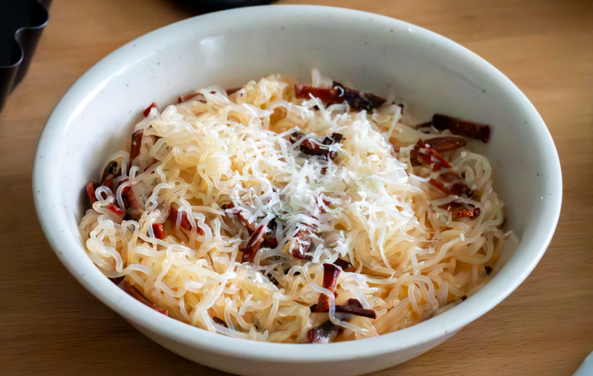 Konjakové špagety ála Carbonara s pikantním chorizem Prodietix.
