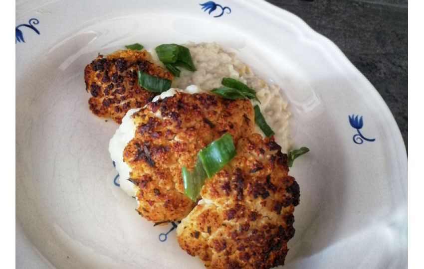 Korenený pečený karfiol