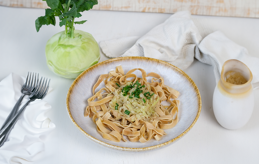 Tagliatelle s kedlubnovým zelím