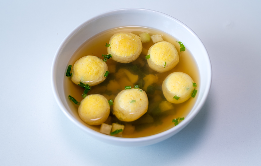 Vývar s knedlíčky z Prodietix omelety