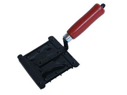 konske hrbilko lakovane