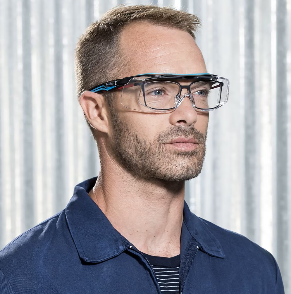 Kdy volit brýle přes brýle (OTG) a kdy dioptrické brýle na míru