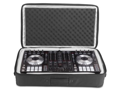 UDG Urbanite MIDI Controller Sleeve Large Black