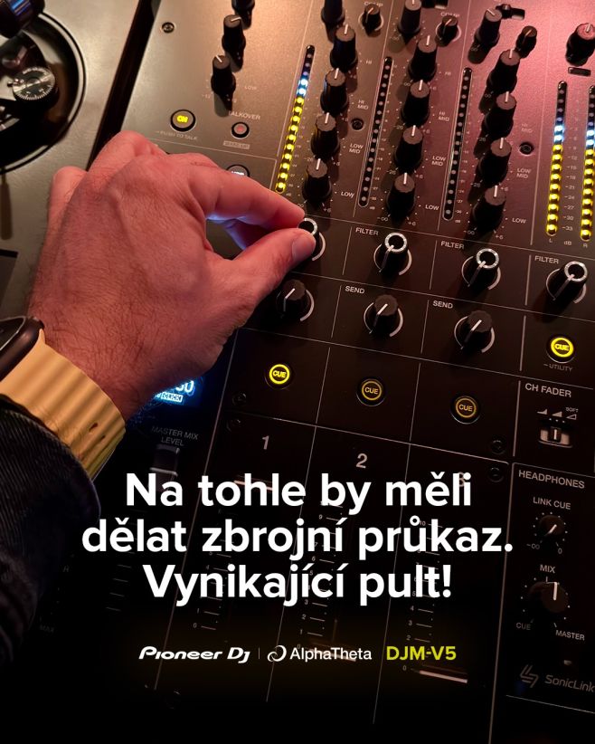 Borci, tak ta efektovka na V5 je dělo! Zvukově taky super – Pioneer DJ | AlphaTheta DJM-V5.