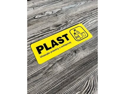 2732 plast oznaceni na odpadkovy kos