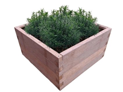 vyvyseny betonovy zahon