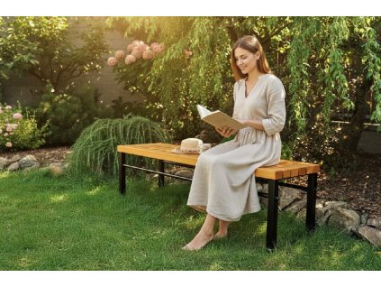 zahradni lavicka republika bez operadla