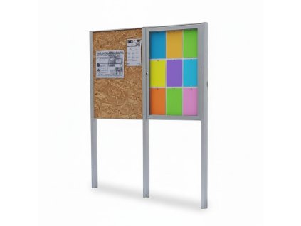 vitrína s plakatovací tabulí