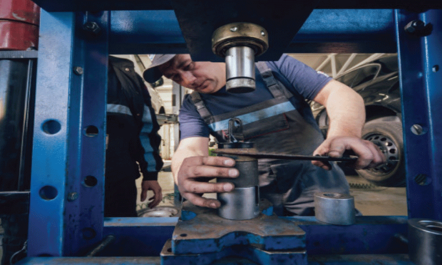 Profigaráž radí: Ako si vybrať hydraulický lis?