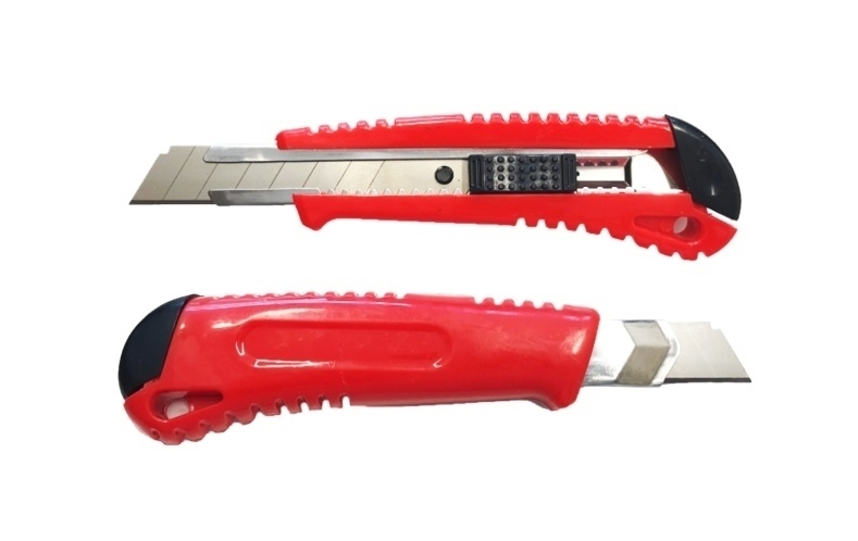 ProfiGaráž Nôž odlamovací plastový 18mm AW29001