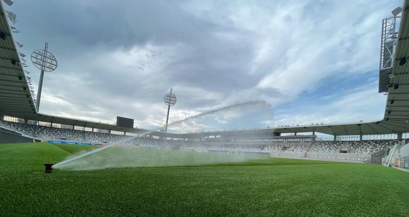 Závlaha pro nový stadion v Hradci Králové