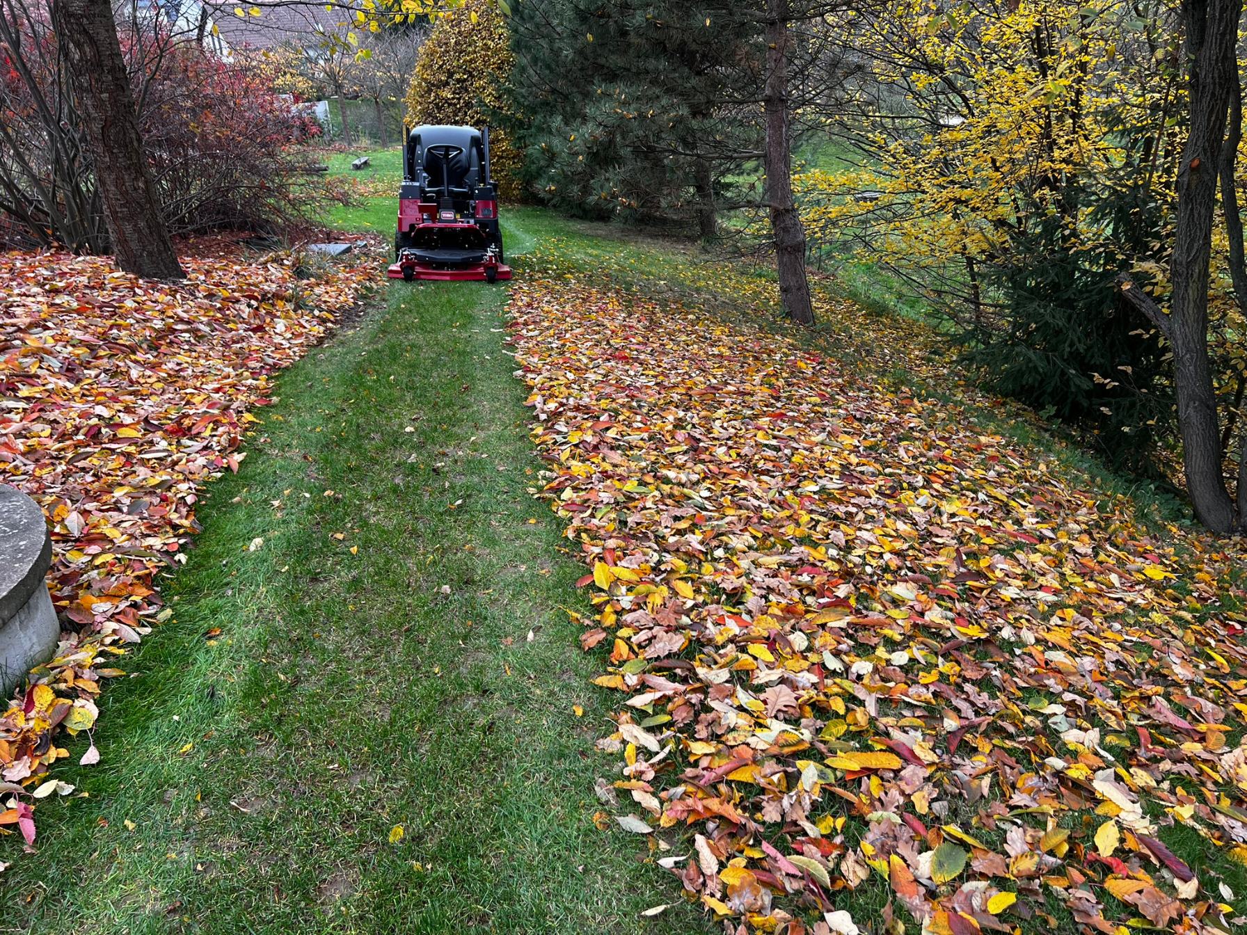 Toro ProLine H600 – vynikající pro sečení i sběr listí