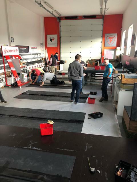 Firestone: Technický seminár o membránach EPDM