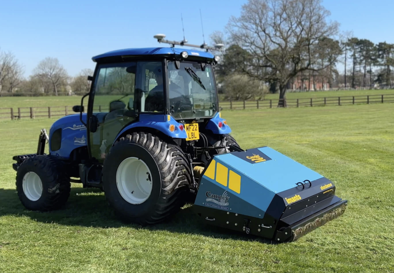 Prenájom strojov pre golfové a futbalové ihriská