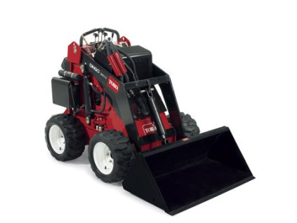 Toro Dingo TX 323 kolesový