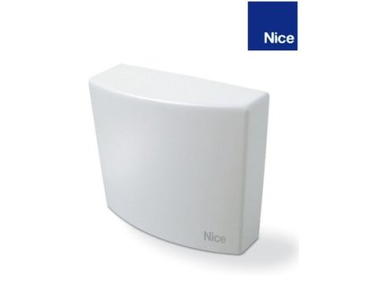 Řídicí jednotka pro 1 motor 230 V se zabudovaným přijímačem kompatibilním s FLOR a Smilo, s rozšířenými funkcemi - nahrazuje jednotku A01 a A02