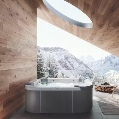 Čtyřmístná vířivka Jacuzzi® Delos s lounge