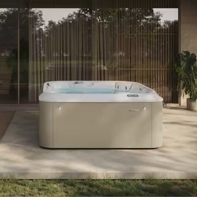 Vířivka Jacuzzi® Omnia™ pro šest osob