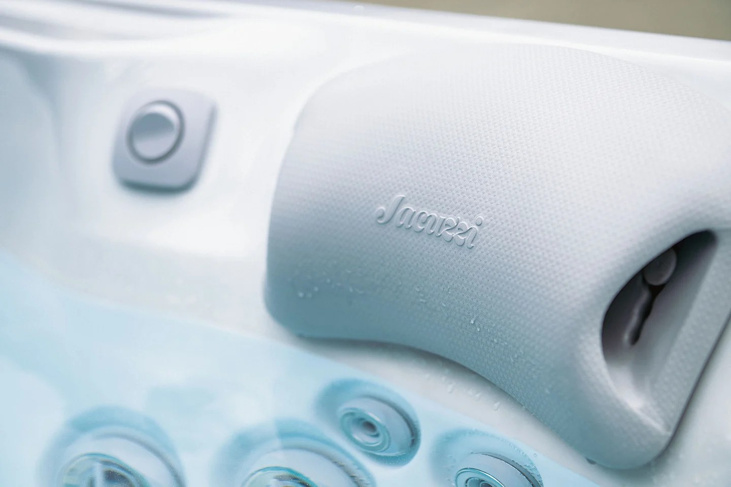 Vířivka Jacuzzi® J508L™ z kolekce J5™
