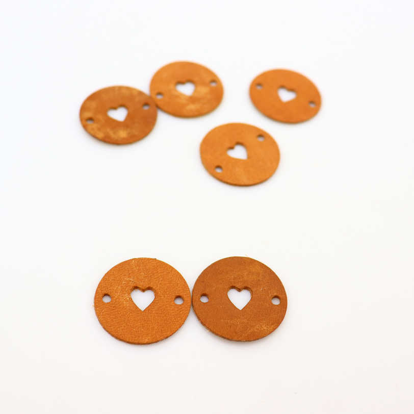 Kožené štítky - nové vzory a barvy