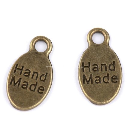 Kovový přívěsek Hand Made 8 x 15 mm staromosaz