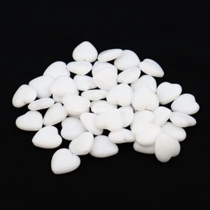 Korálek skleněný srdce 15 x 16 mm bílé