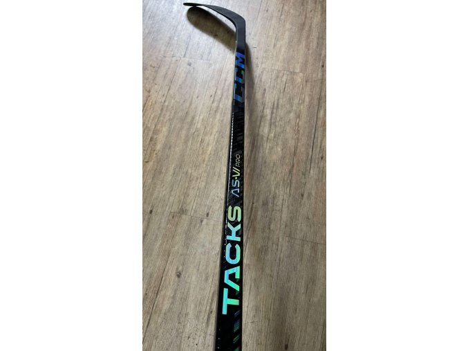 Hůl CCM TACKS AS-VI PRO P28/50 Flex (161024)