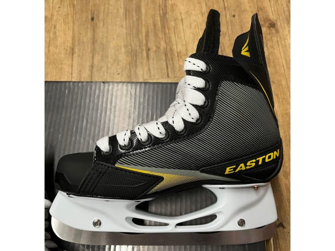 Brusle EASTON S75 JR, vel. 4/37 (070125)