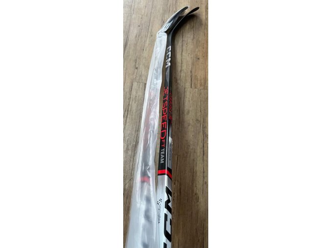 Hokejka CCM JETSPEED TEAM, flex 75/zahnutí 28 (150325)