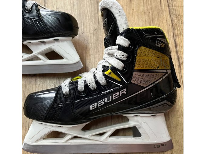 Brankářské brusle BAUER SUPREME 3S JR, vel. 1.5/34 (240625)