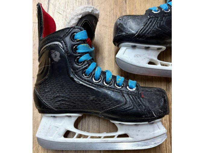 Brusle BAUER VAPOR X500 YTH, vel. 10.5EE/28.5 (031125)