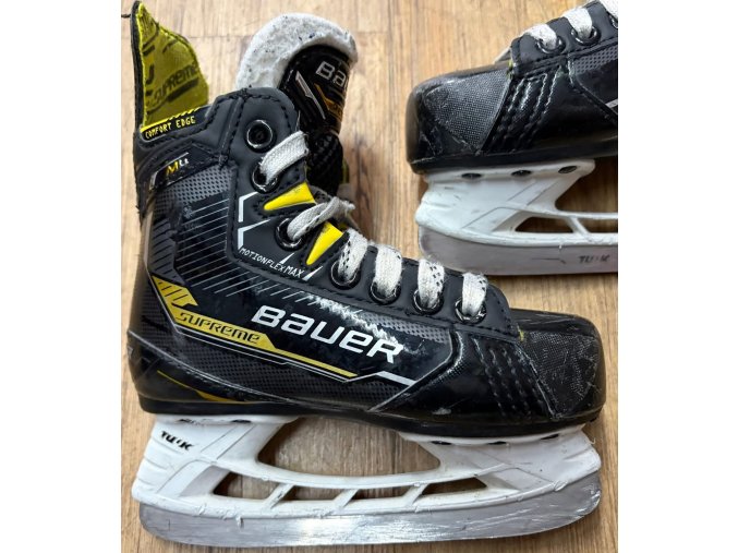 Brusle BAUER SUPREME M4 YTH, vel. 10.5/28.5 (120226)