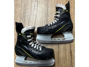 Brusle CCM TACKS 1092 YTH, vel. 31 (291025)