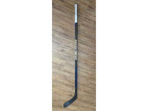 Hůl BAUER SYNC, pravá 28/Flex 77 (260526)