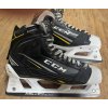 Brankářské brusle CCM TACKS 9080 SR, vel. 12 EE/48 (260325)