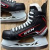 Brusle CCM JETSPEED FT340 JR, vel. 4.5/38 (130126)
