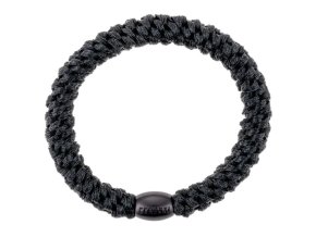 1646 Black