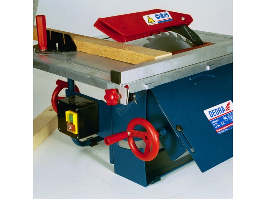 Multifunkční stolní kotoučová pila na dřevo 1000 W, kotouč 205 x16 mm DEDRA DED7714 + Dárek, servis bez starostí v hodnotě 300Kč
