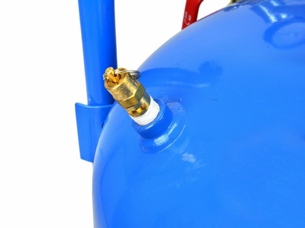 Pískovací nádrž, 38 l GEKO nářadí G02019 + Dárek, servis bez starostí v hodnotě 300Kč