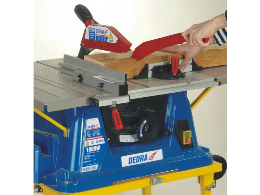 Pila stolní 1,8 kW, 250 mm DEDRA DED7935 + Dárek, servis bez starostí v hodnotě 300Kč