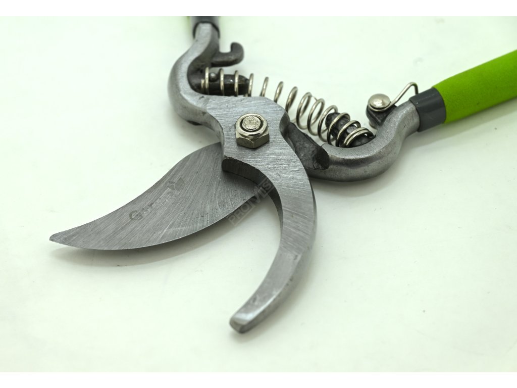 Nůžky zahradní 210mm bypass Garvia 21509